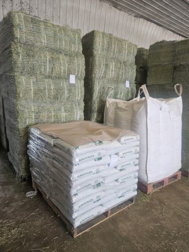 alfalfa-pellets-tote